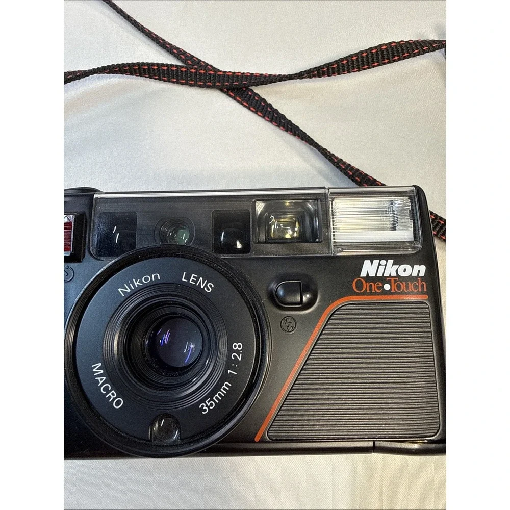 Nikon Camera One Touch 35mm f/2.8 Point & Shoot Film For Parts Or Repair